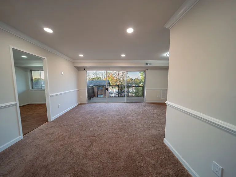7328 Lee Hwy #203 — Photo 13