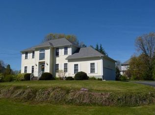 91 Red Hawk Dr, Cranston, RI 02921