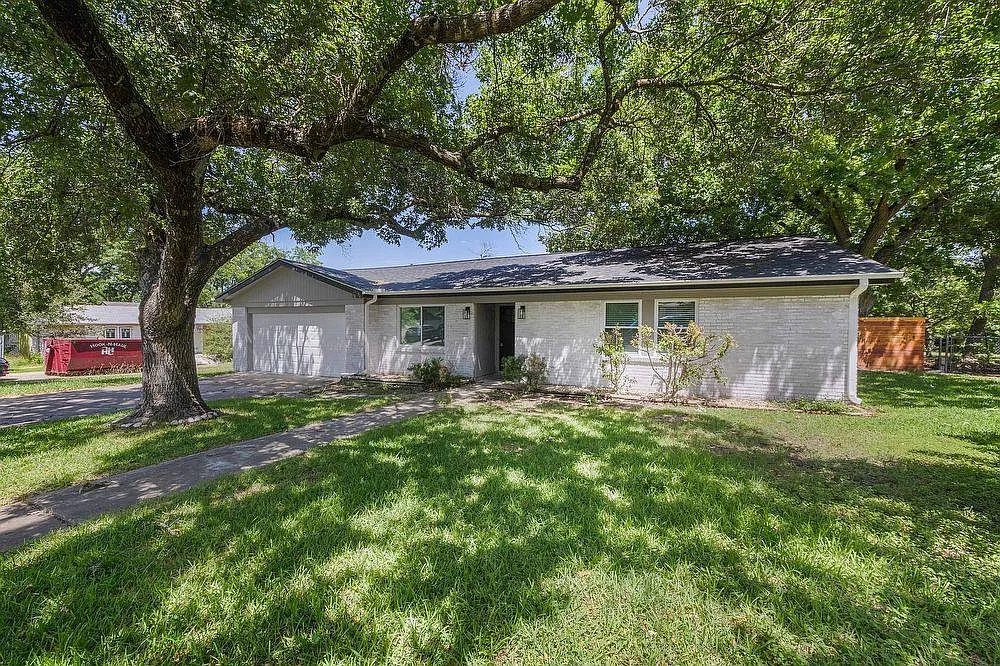 11603 Oak Trail in Austin, TX 78753 — Photo 1