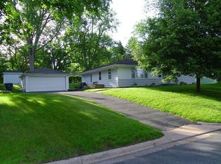 11349 Kell Rd, Bloomington, MN 55437