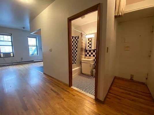 Rented by Best Apartments North Inc | media 37