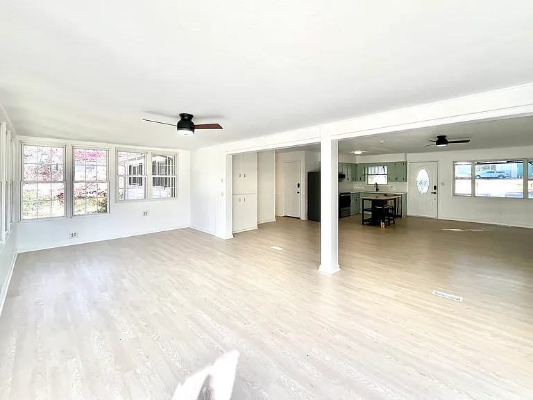 1727 Triangle Cir — Photo 18