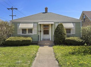 1215 Lathrop Ave, Racine, WI 53405