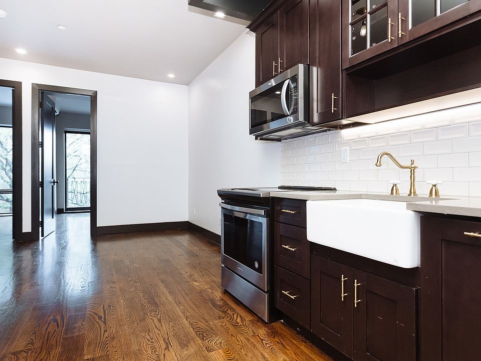1st image of 239 Hawthorne St #3N