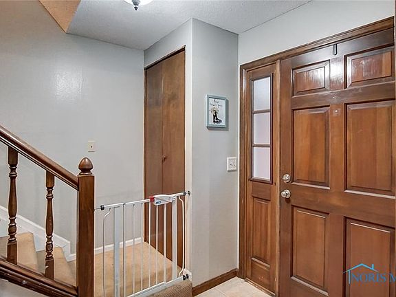4th image of 625 Pasteur Ave