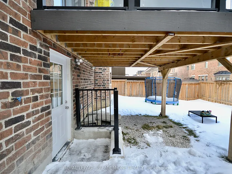 5 Arctic Grail Rd #LOWER — Photo 3