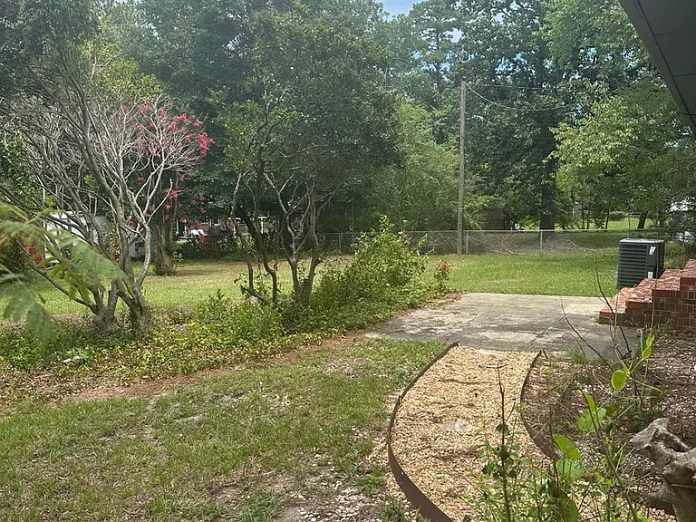 283 Channing Dr — Photo 37