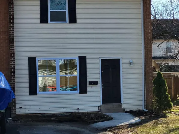 481 Summer Park Cres, Newark, DE 19702