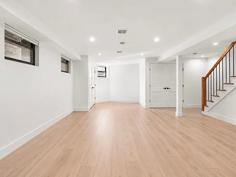2602 Palisade Ave #1 — Photo 35