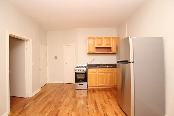 Rented by Nooklyn NYC LLC | media 20