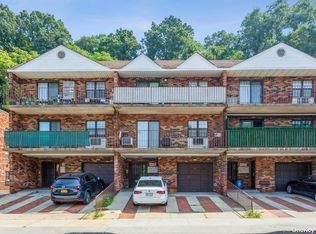69-03 242nd St #39D, Little Neck, NY