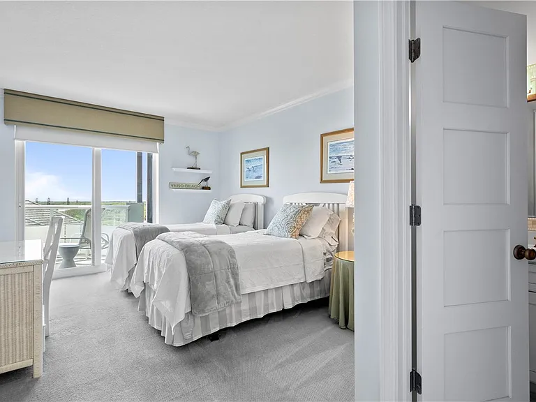 3554 Ocean Drive 703S #604S — Photo 7
