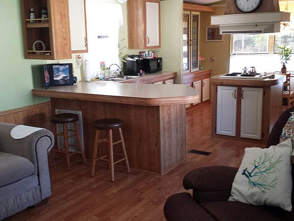 5th image of 830 Egret Ln