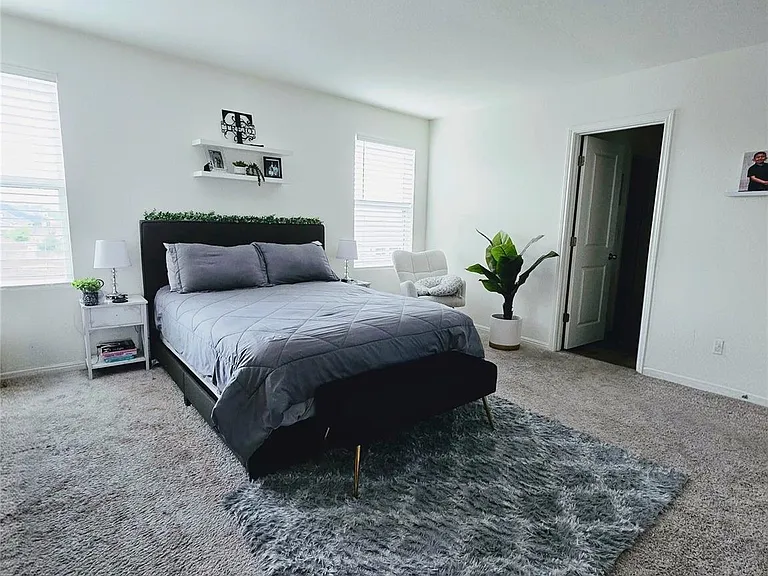 19506 Caymus Dr — Photo 10