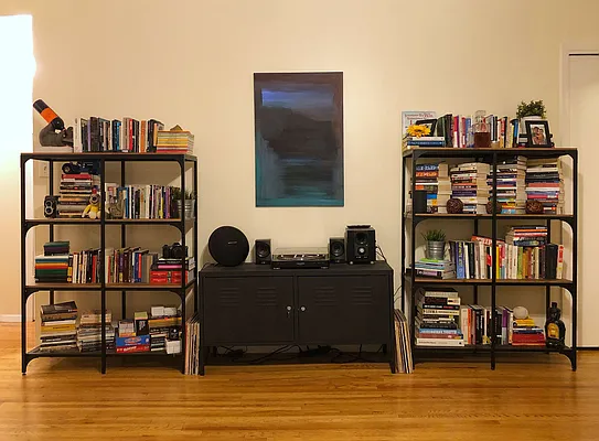 Rented by Bizzarro Agency | media 8