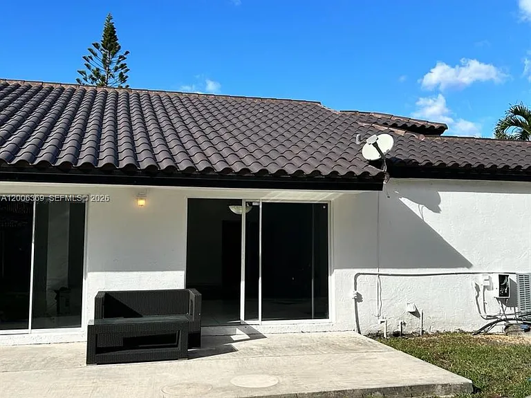 820 NW 132nd Ct — Photo 18