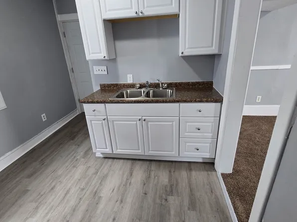 1942 Long Ave, Lorain, OH 44052