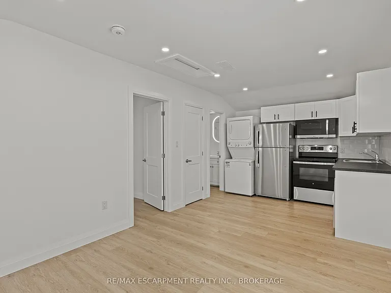 362 Gatfield Ave #2 — Photo 10