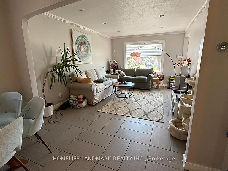 78 Yorkview Dr — Photo 10