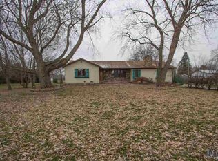 10760 Cemetery Rd, Erie, MI 48133