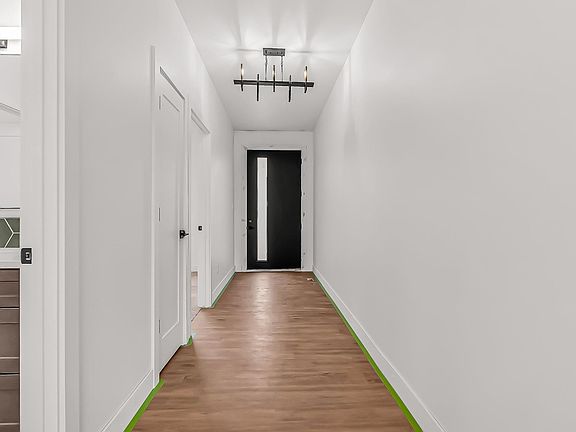 3rd image of 214 Limberpine Cir