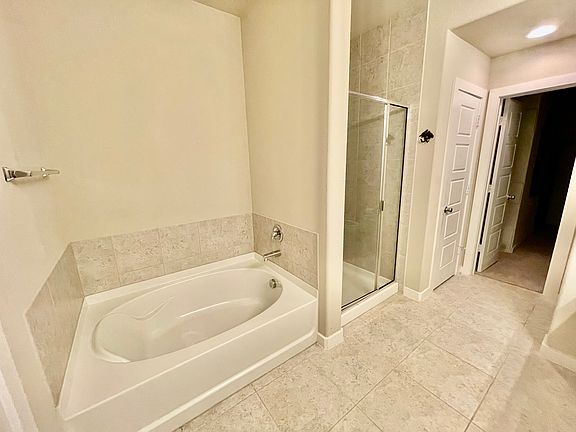 5th image of 1724 Heron Way