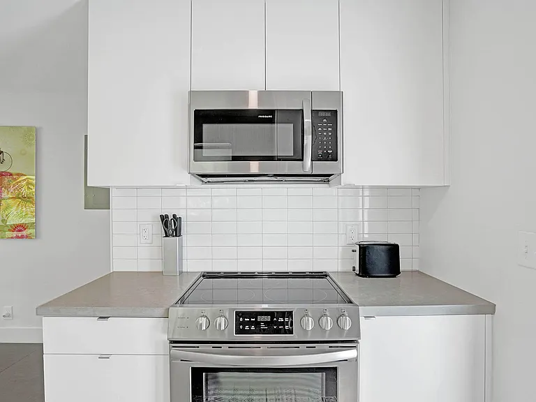 625 NE 13th Ave #2 — Photo 29