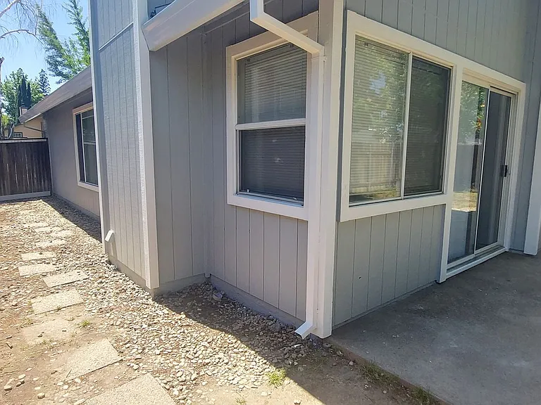3835 Hunters Glen Pl — Photo 27