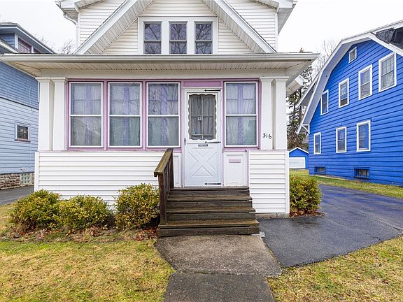 3rd image of 316 Ravenwood Ave