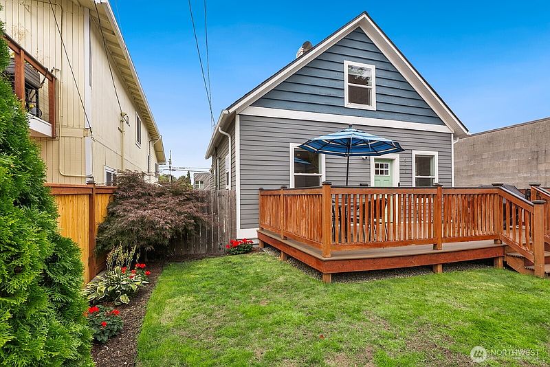 2nd image of 6271 Ellis Avenue S