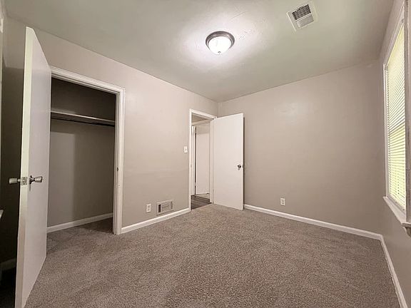 5th image of 2524 Habersham Dr