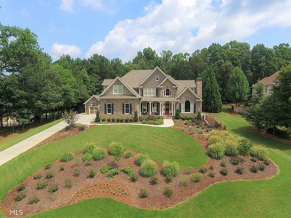 2nd image of 1141 Astoria Ln