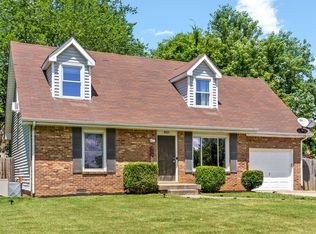 421 Helton Dr, Clarksville, TN 37042