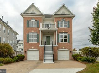 9002 Haywood Ave, Lorton, VA 22079