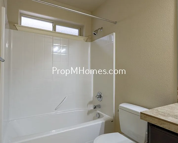 10655 SW Barber St — Photo 18