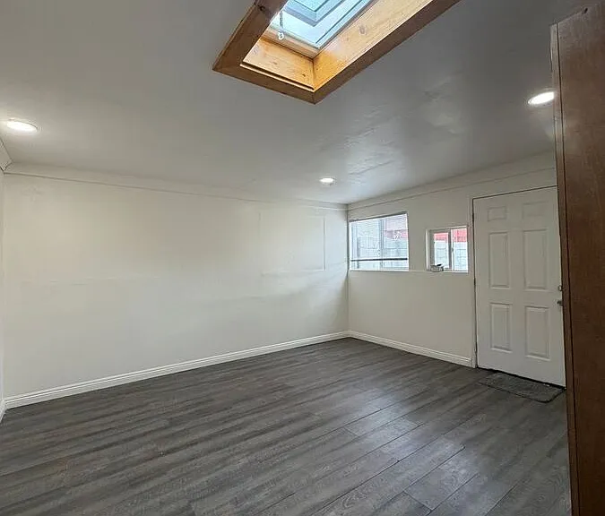 4005 Aragon Dr — Photo 24