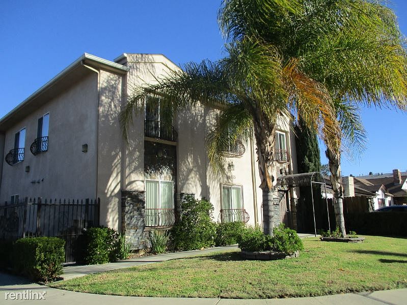 1st image of 15965 Victory Blvd APT 4