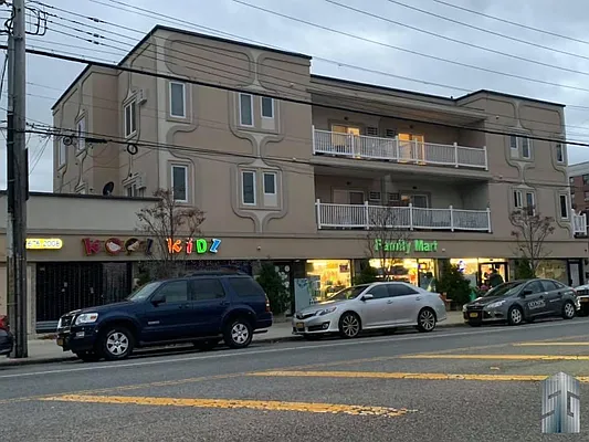 Rented by Skyline Group Real Estate | media 21