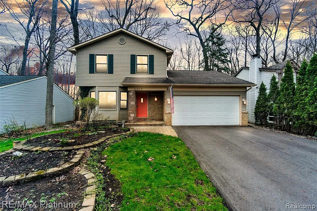6950 Aeroview Ave photo 1
