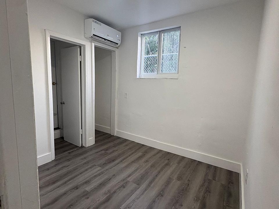 2nd image of 127 NW 9th Ave #78