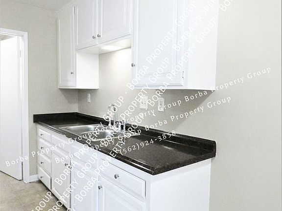 3rd image of 570 E 64th St #15