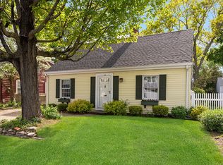 125 Forest Ave, Cranston, RI 02910