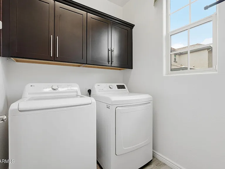 464 N Ranger Trl — Photo 34