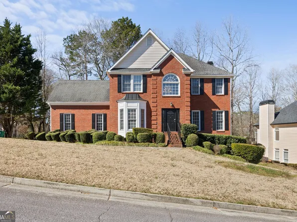 231 Beechwood Ln, Stone Mountain, GA 30087