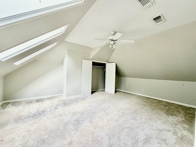 2937 Sweet Briar St — Photo 19