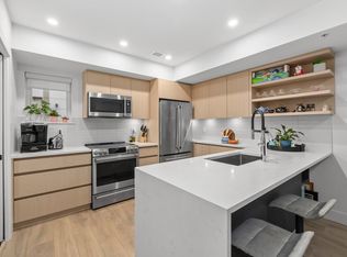 752 E 3rd St #3, North Vancouver, BC V7L 1G9
