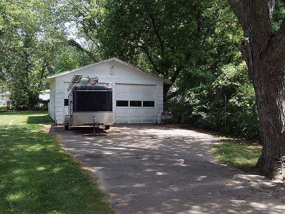 2 car garage