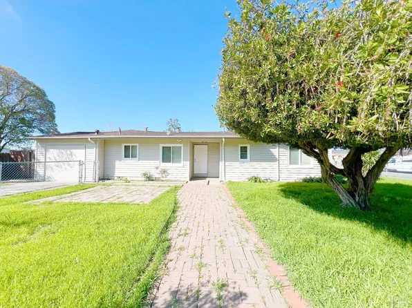 201 El Sendero Street, Vallejo, CA 94589