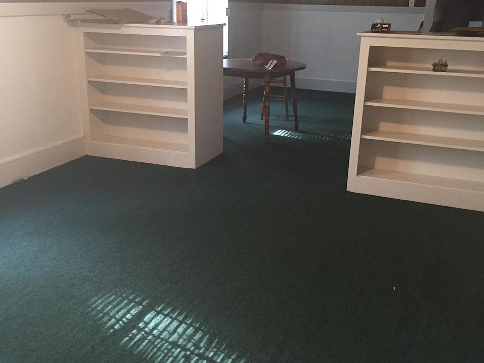 2nd image of 2045 Katherine St