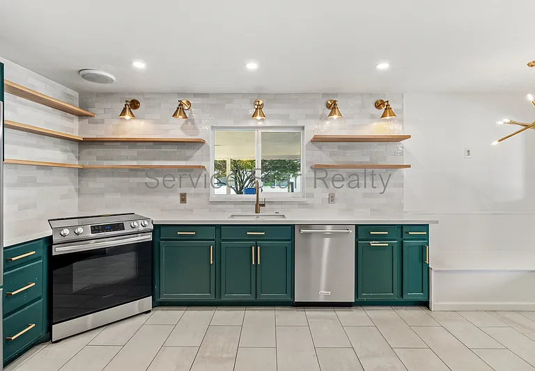 6720 N 12th Pl — Photo 9